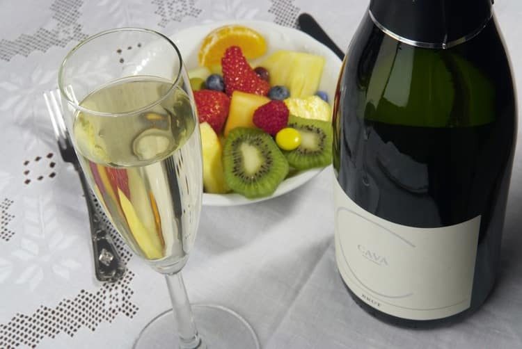 cava-shampanskoe-10-7775549