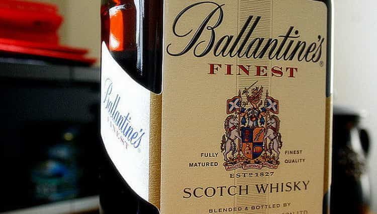 viski-ballantines-6-8442491