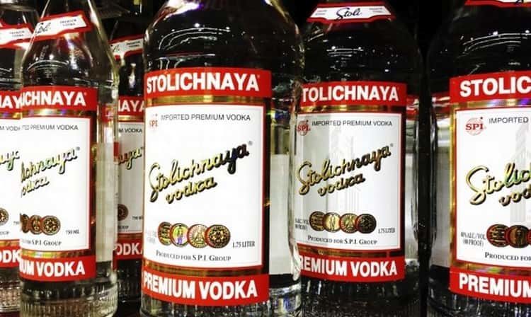 vodka-stolichnaya-4-min-7028263