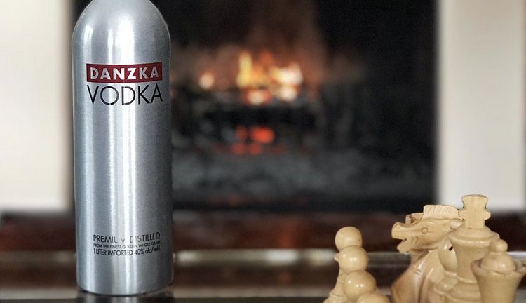 vodka-danzka-danska-4-min-9318706